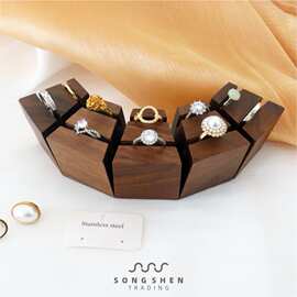 仿木制品展示架在工藝美術品及禮儀用品銷售中的應用